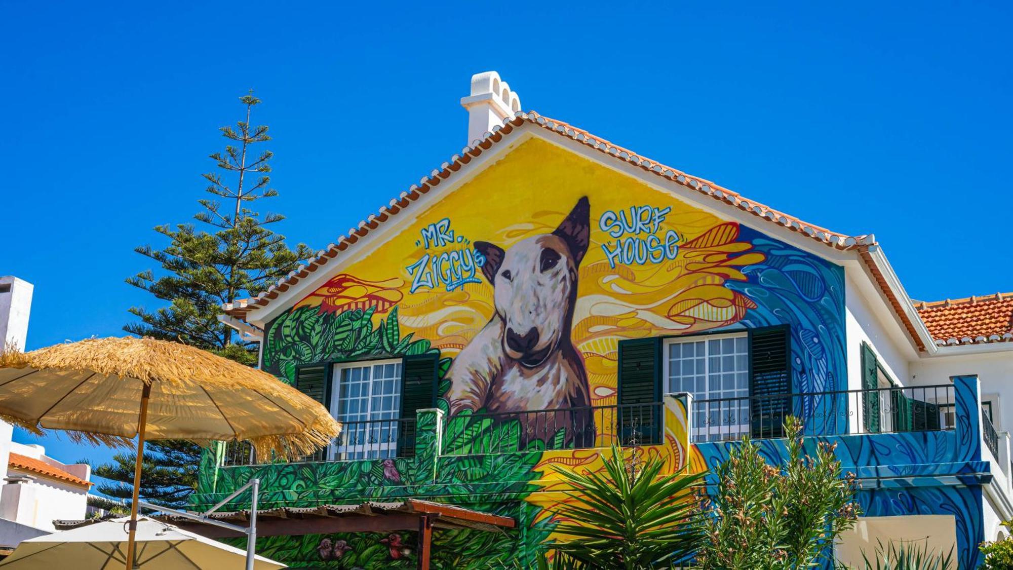 Bed and Breakfast Mr Ziggy'S Surfhouse à Costa da Caparica Extérieur photo